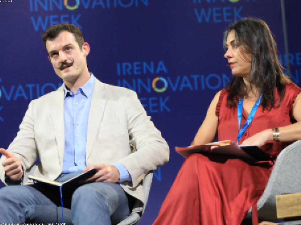 ដំណោះស្រាយសម្រាប់ការអភិវឌ្ឍន៍អាជីវកម្ម